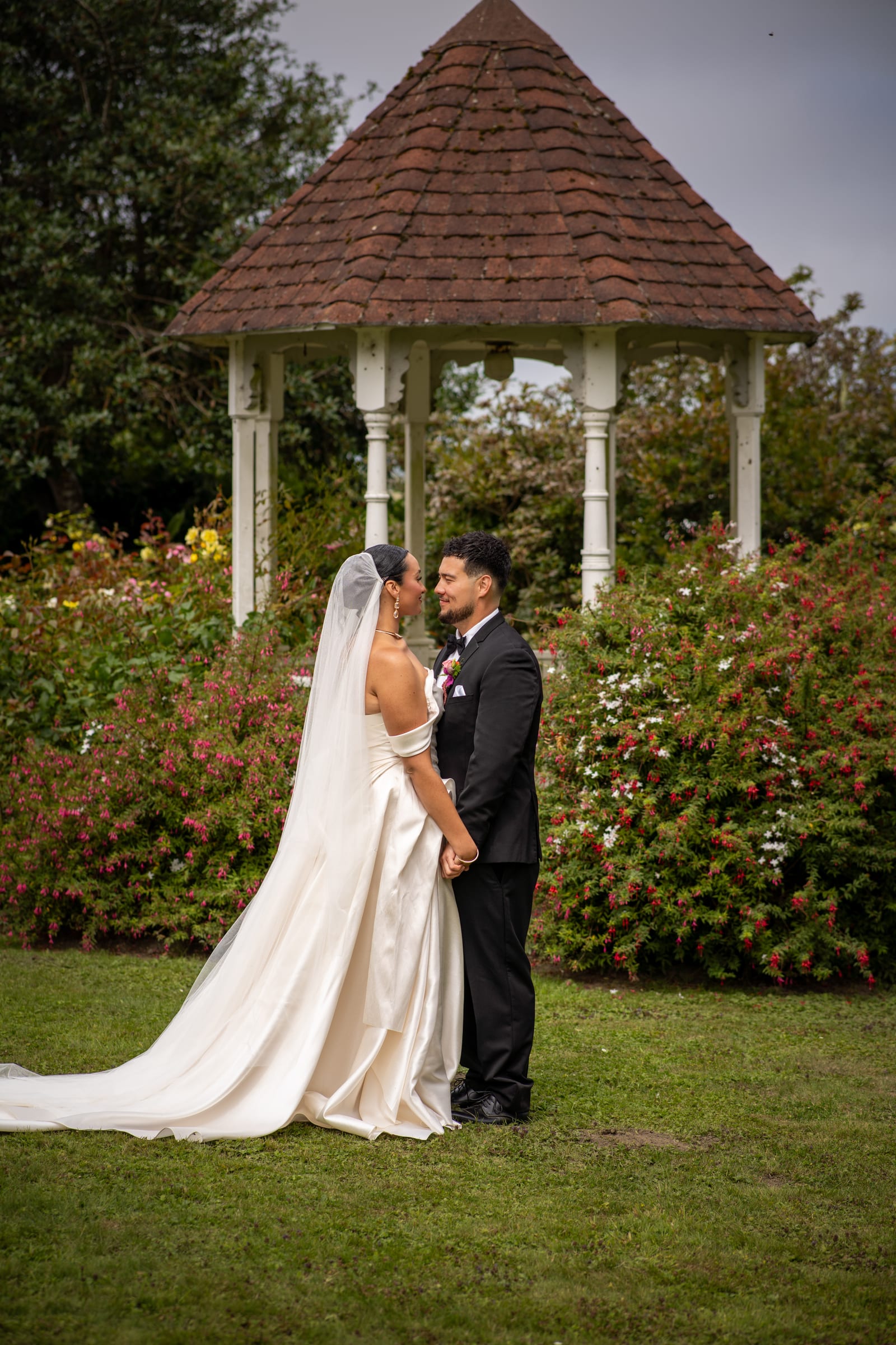 Wedding photography by Nasser Sangari